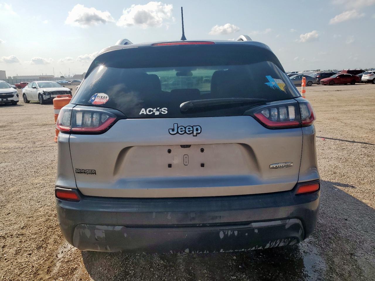 2019 Jeep Cherokee Latitude Plus VIN: 1C4PJLLB8KD151321 Lot: 71225075