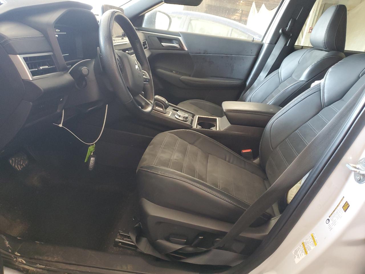 2023 Mitsubishi Outlander Se VIN: JA4J4UA85PZ050302 Lot: 80018475