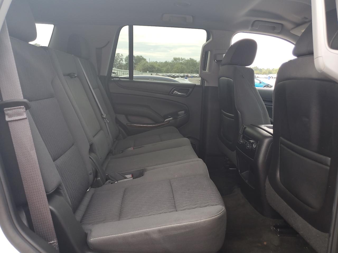 2015 Chevrolet Tahoe K1500 Ls VIN: 1GNSKAKC5FR517788 Lot: 71983855