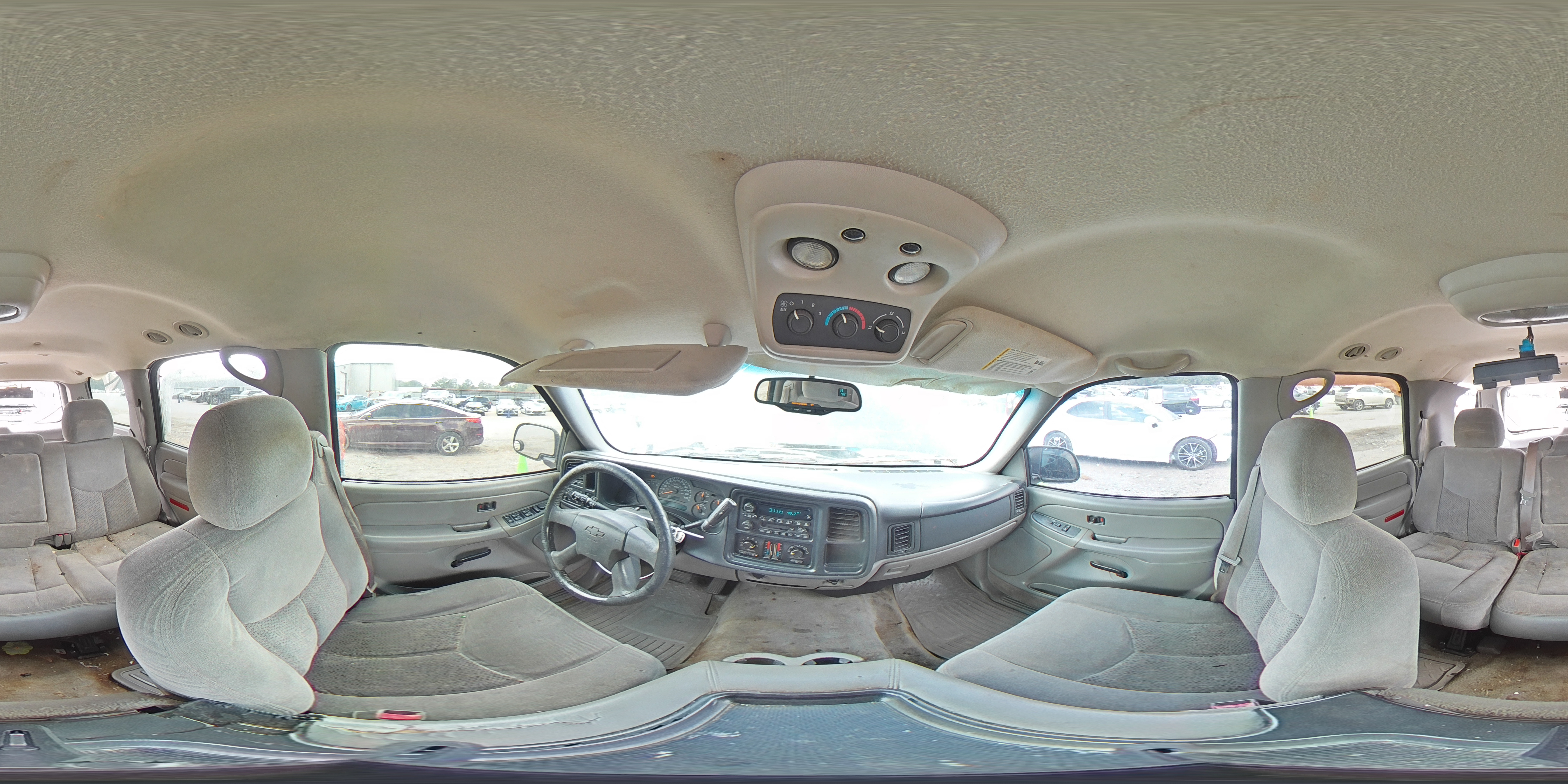 2004 Chevrolet Tahoe C1500 VIN: 1GNEC13V24R299221 Lot: 81276245