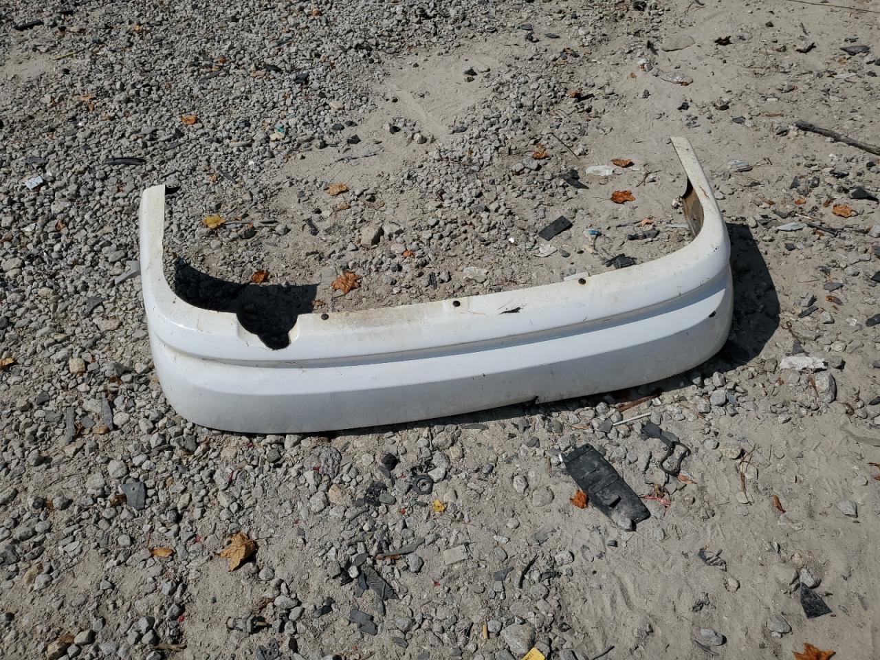 2004 Kia Optima Lx VIN: KNAGD126245258259 Lot: 80200765