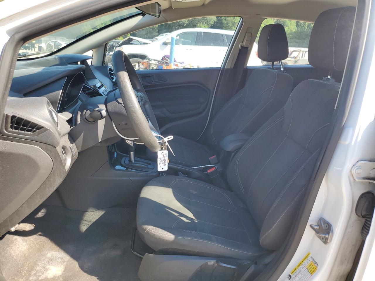 2019 Ford Fiesta Se VIN: 3FADP4EJXKM137099 Lot: 71820235