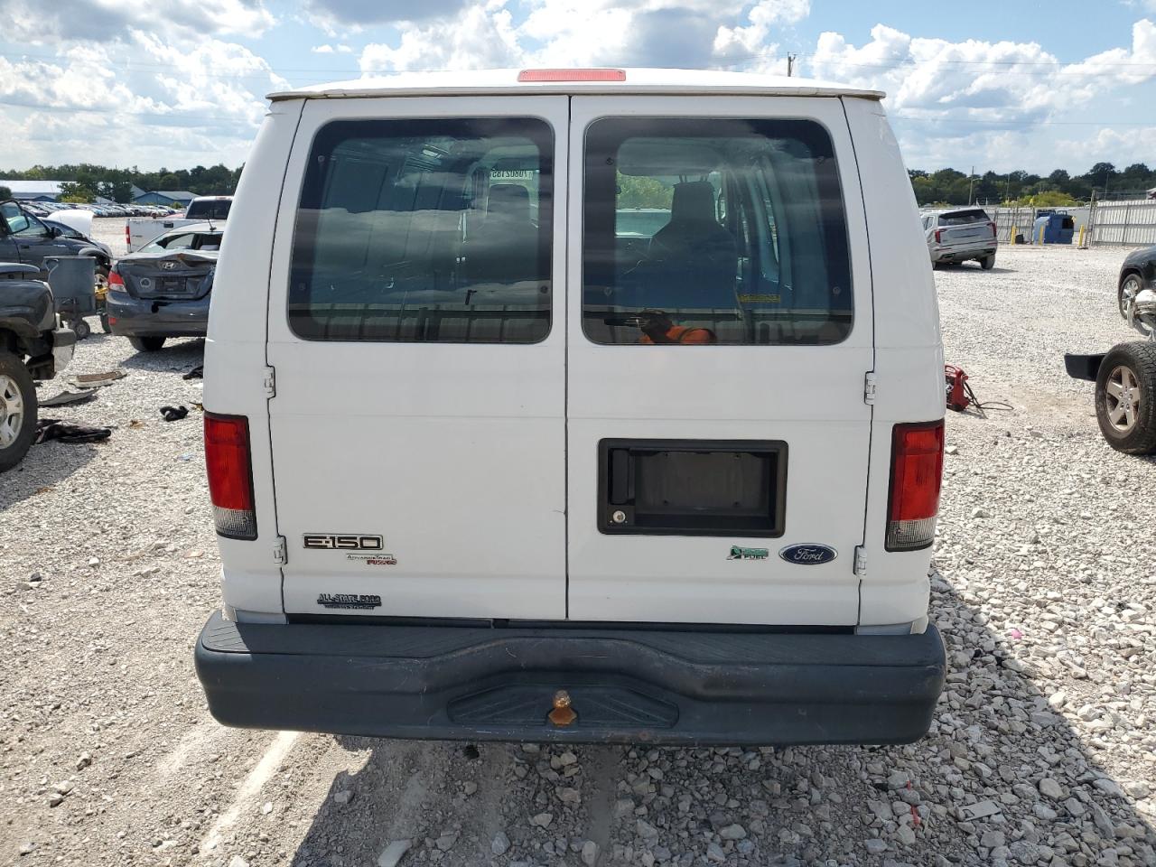 2013 Ford Econoline E150 Van VIN: 1FTNE1EW4DDB25415 Lot: 70802185