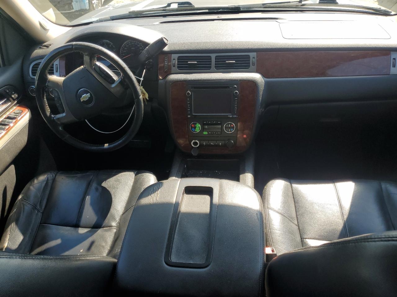 2012 Chevrolet Suburban K1500 Lt VIN: 1GNSKJE78CR195738 Lot: 81434625