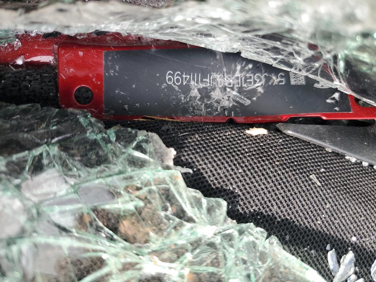 2018 Tesla Model 3 VIN: 5YJ3E1EB9JF111499 Lot: 81781775