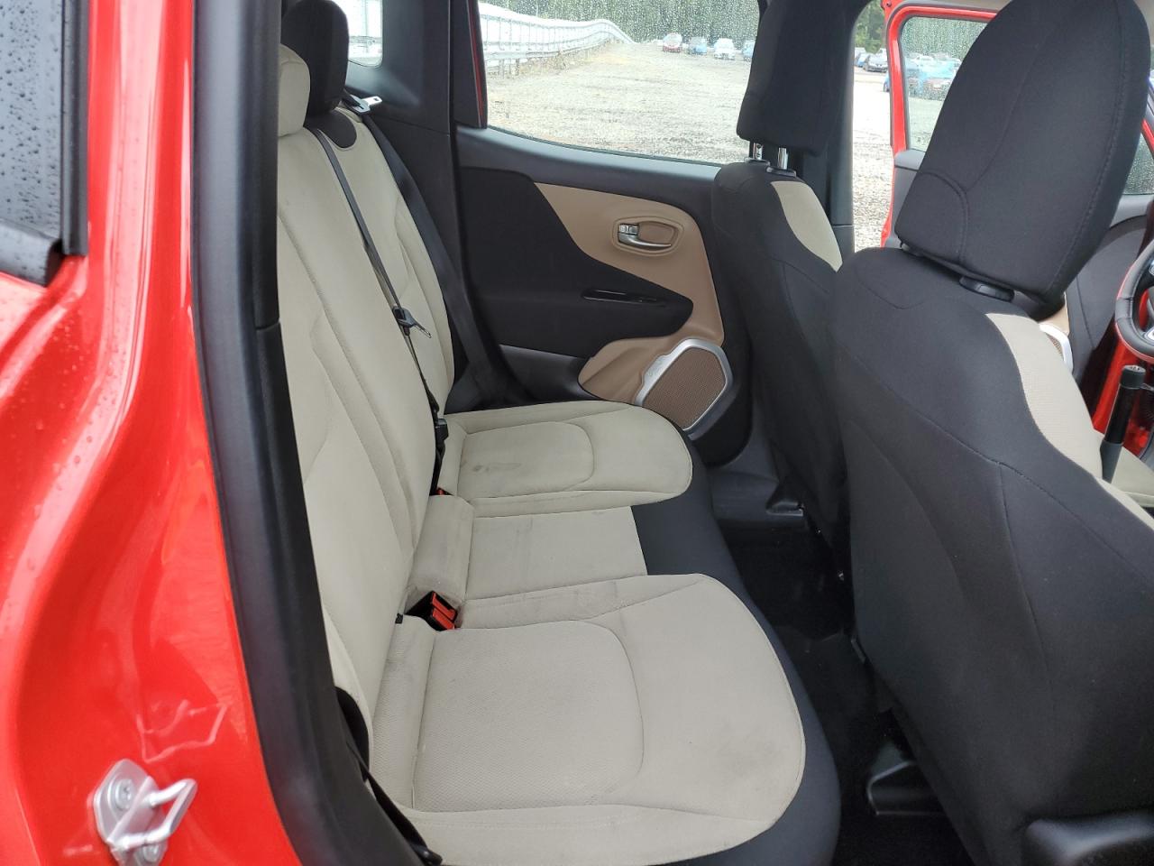 2015 Jeep Renegade Sport VIN: ZACCJBAT0FPB69673 Lot: 83964915