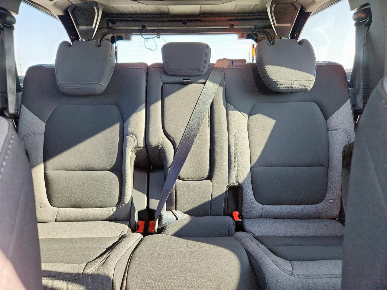 2025 Ford Bronco VIN: 1FMDE6BH2SLA53921 Lot: 71831095