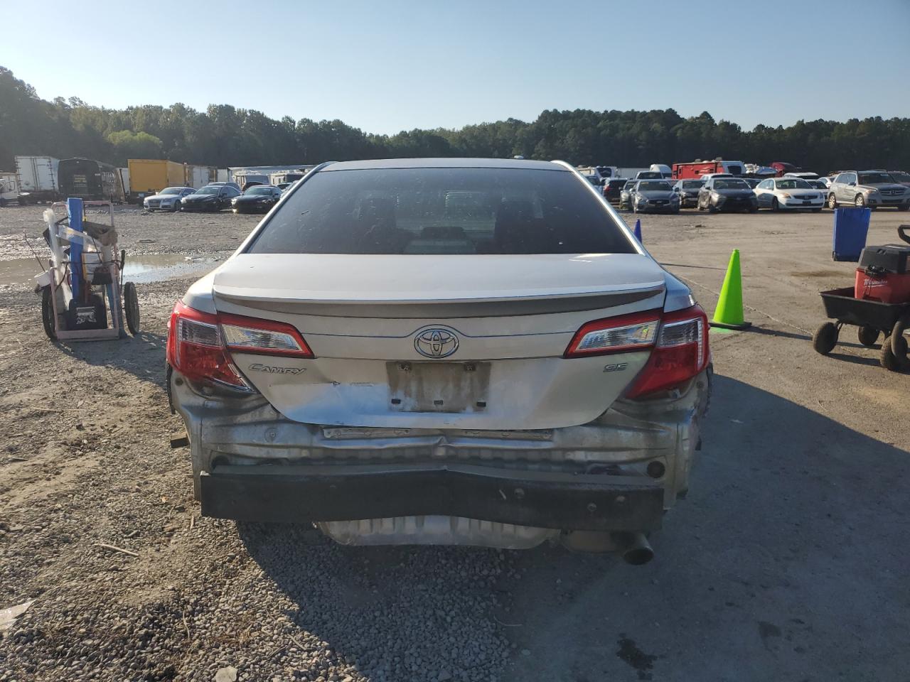 2014 Toyota Camry L VIN: 4T1BF1FK1EU325872 Lot: 84218705