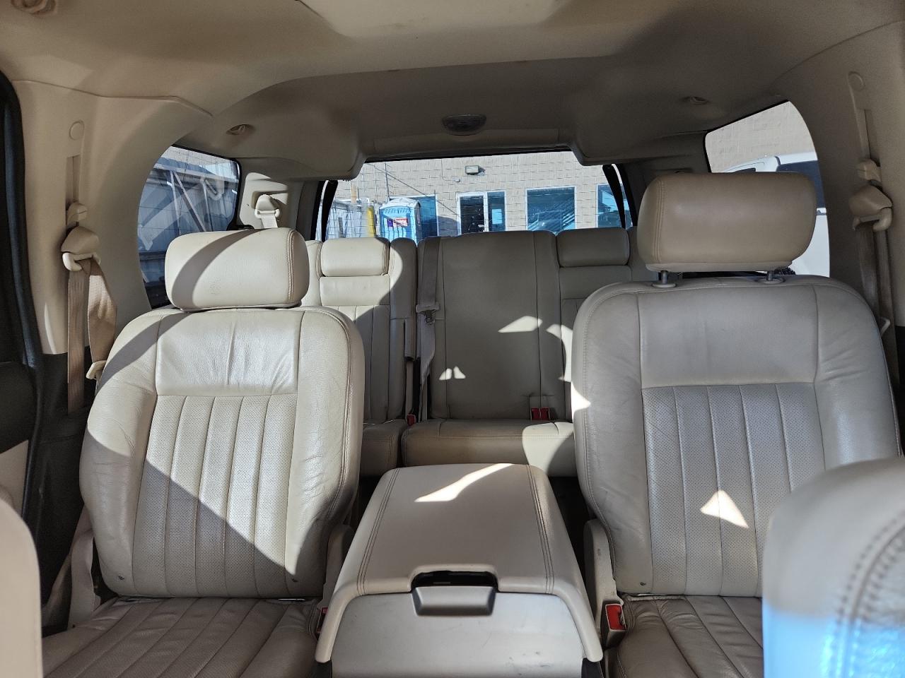 2003 Lincoln Navigator VIN: 5LMFU28RX3LJ08909 Lot: 80653435