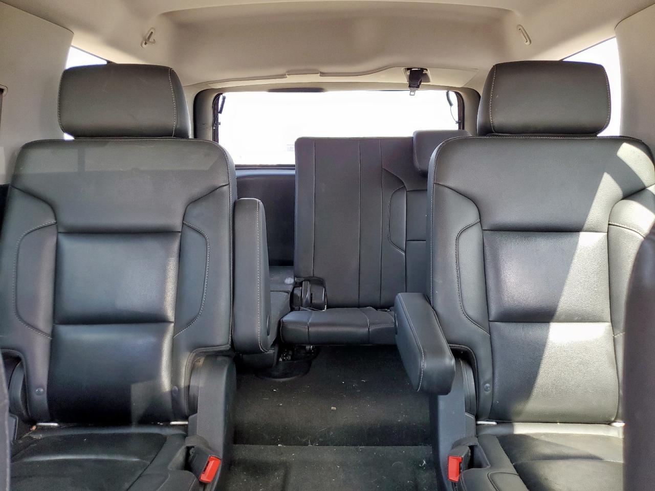 2018 Chevrolet Tahoe C1500 Lt VIN: 1GNSCBKC7JR402766 Lot: 84469855