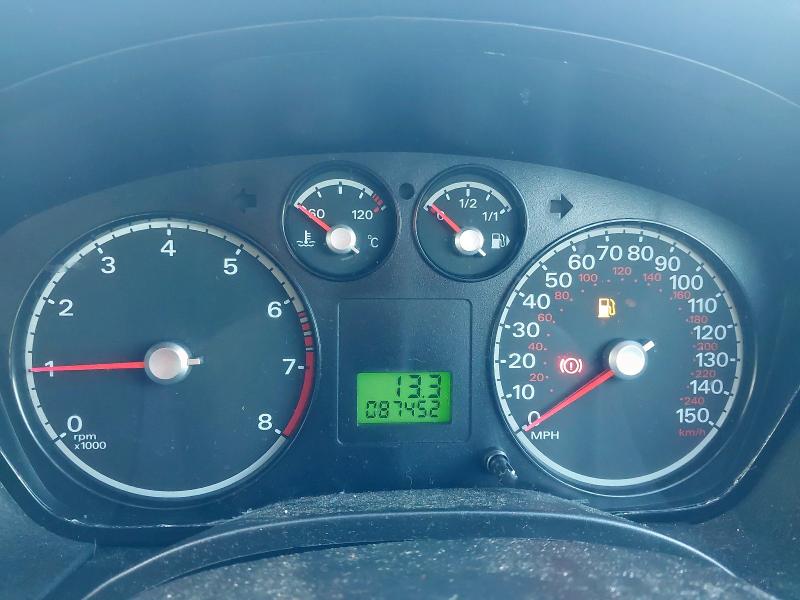 2006 FORD FOCUS LX 