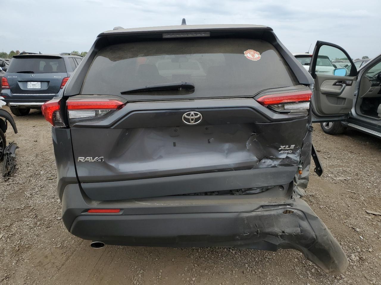 2022 Toyota Rav4 Xle VIN: 2T3P1RFVXNC260526 Lot: 81539405