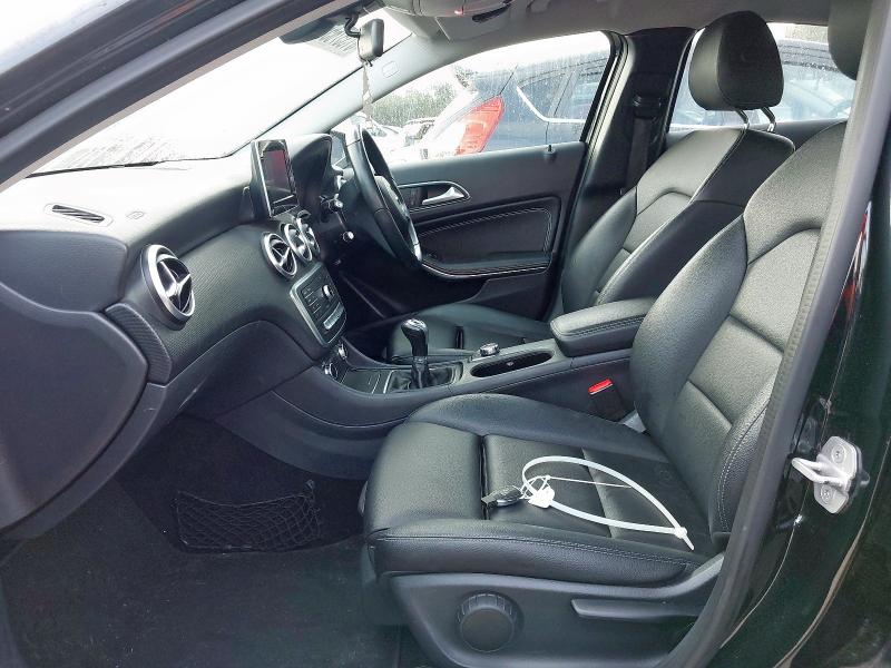 2017 MERCEDES-BENZ A 160 SE 