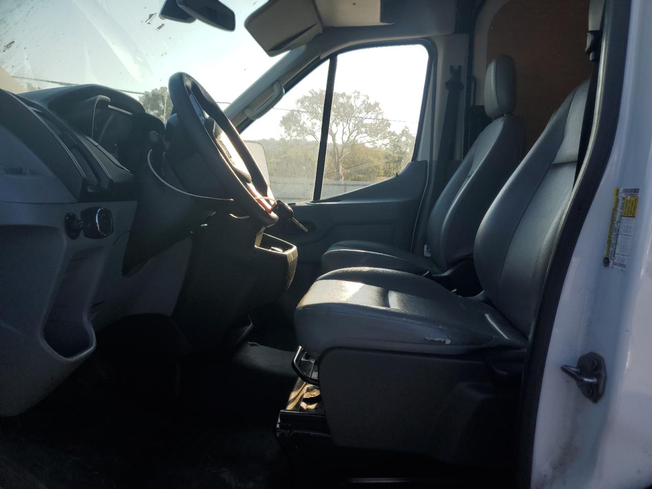 2019 Ford Transit T-250 VIN: 1FTYR2CM9KKA25716 Lot: 81228585