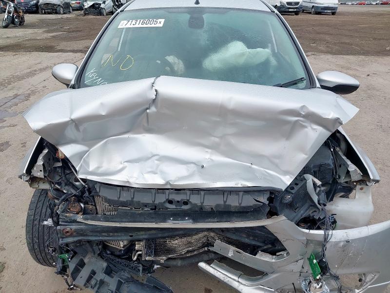 2013 FORD FIESTA TITANIUM 