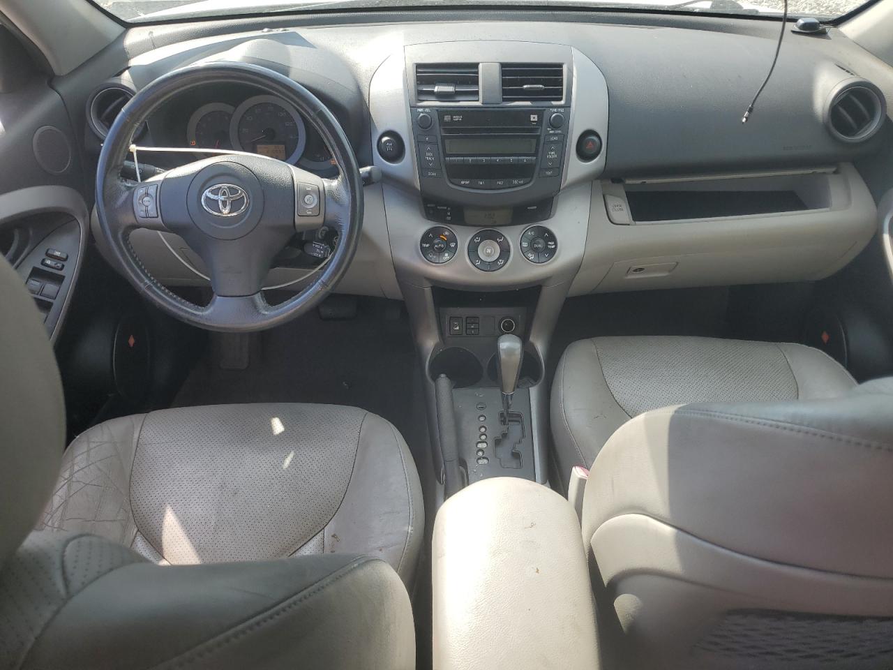 2008 Toyota Rav4 Limited VIN: JTMBK31V685056635 Lot: 71271815