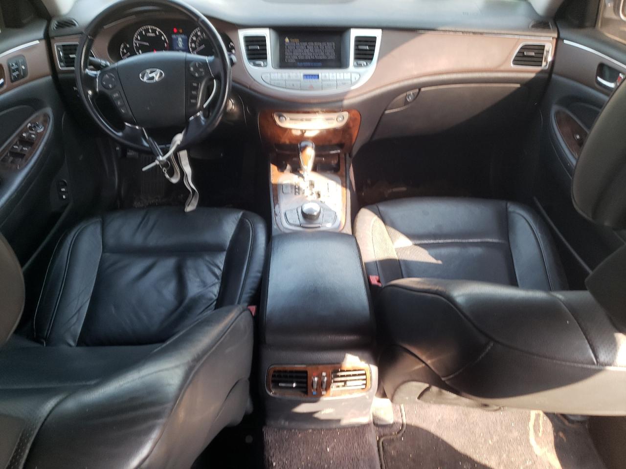 2009 Hyundai Genesis 3.8L VIN: KMHGC46E09U029287 Lot: 72063085