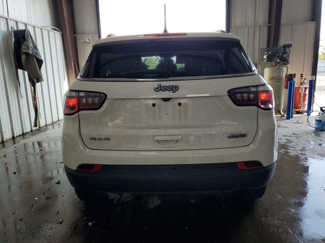 2020 Jeep Compass Latitude VIN: 3C4NJDBB9LT145375 Lot: 84241345