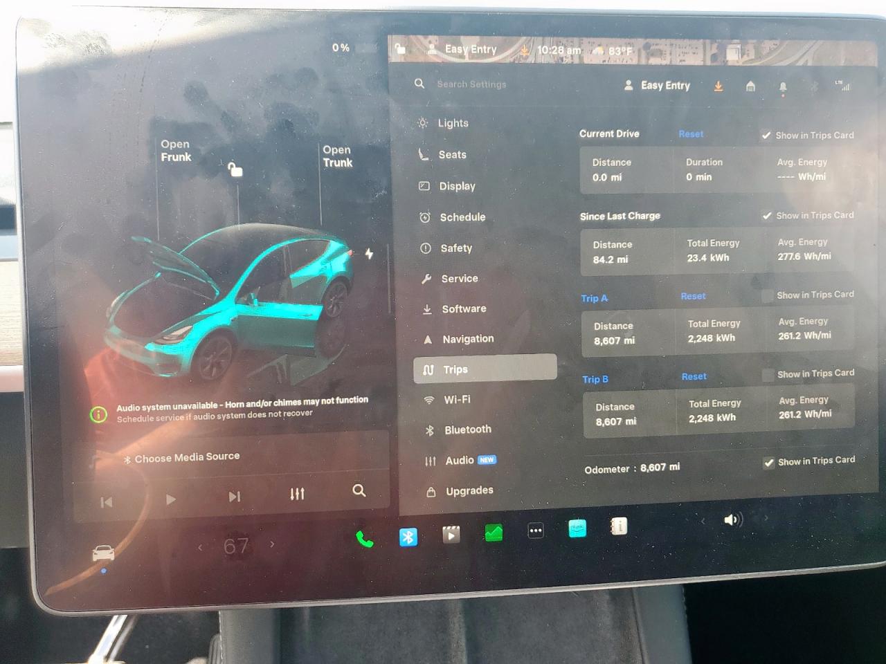 2024 Tesla Model Y VIN: 7SAYGDEE2RA328738 Lot: 81730695