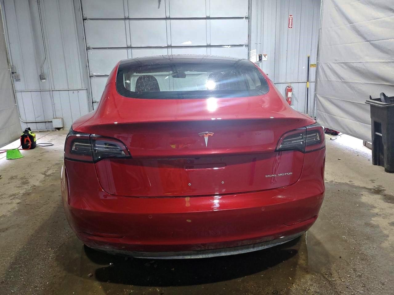 2018 Tesla Model 3 VIN: 5YJ3E1EB3JF133367 Lot: 71223335