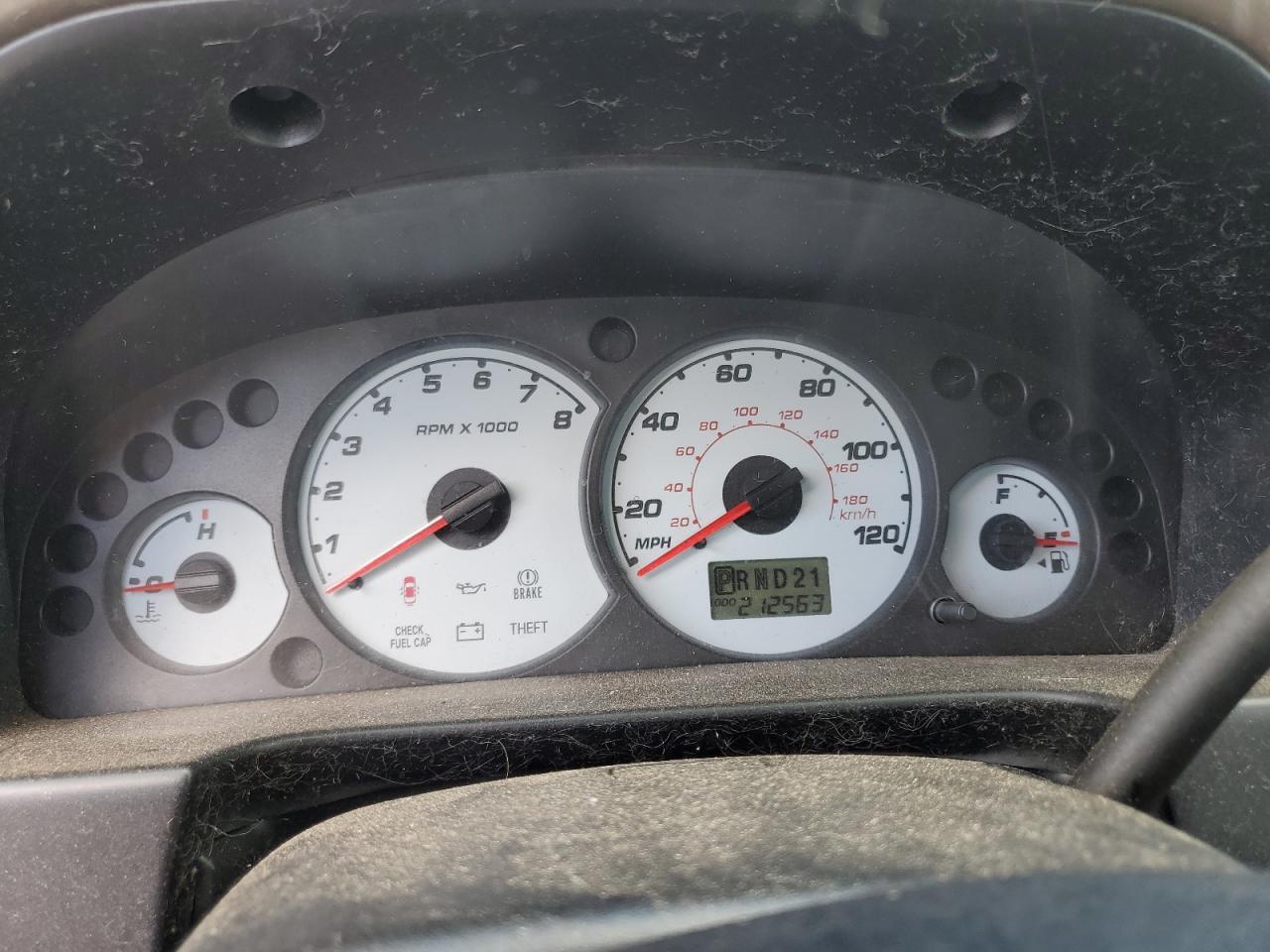 2001 Ford Escape Xls VIN: 1FMYU01161KA66620 Lot: 71417115