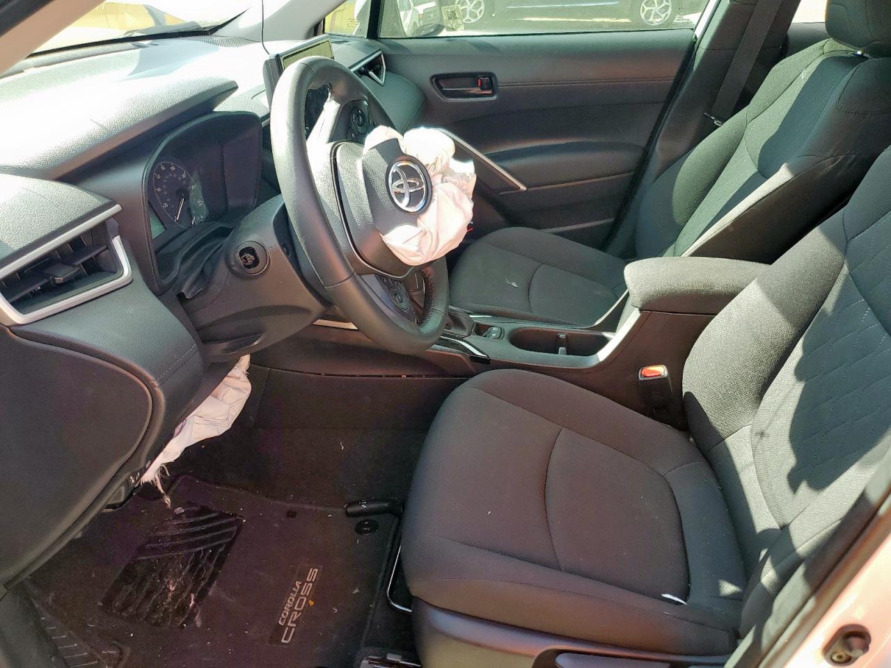 2024 Toyota Corolla Cross Le VIN: 7MUBAAAG6RV108081 Lot: 83828885