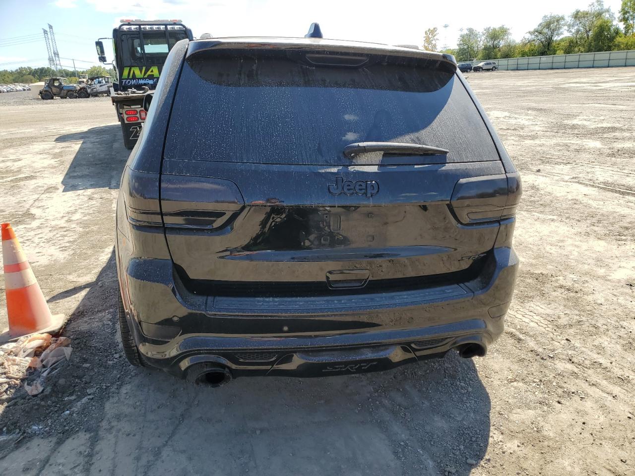 2018 Jeep Grand Cherokee Srt-8 VIN: 1C4RJFDJ6JC276497 Lot: 71079795