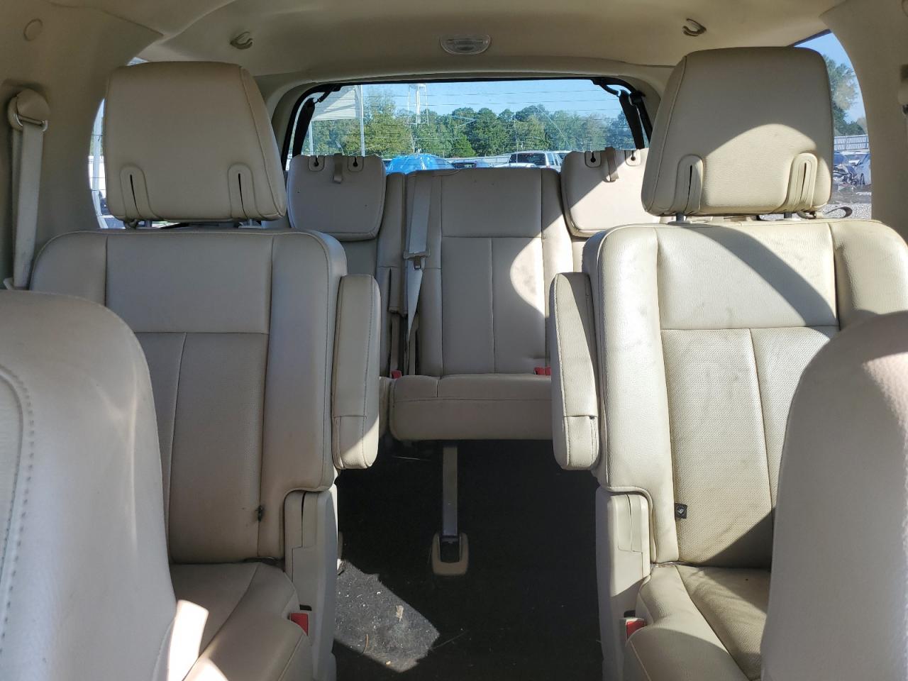 2016 Ford Expedition Limited VIN: 1FMJU1KT2GEF07951 Lot: 70997225