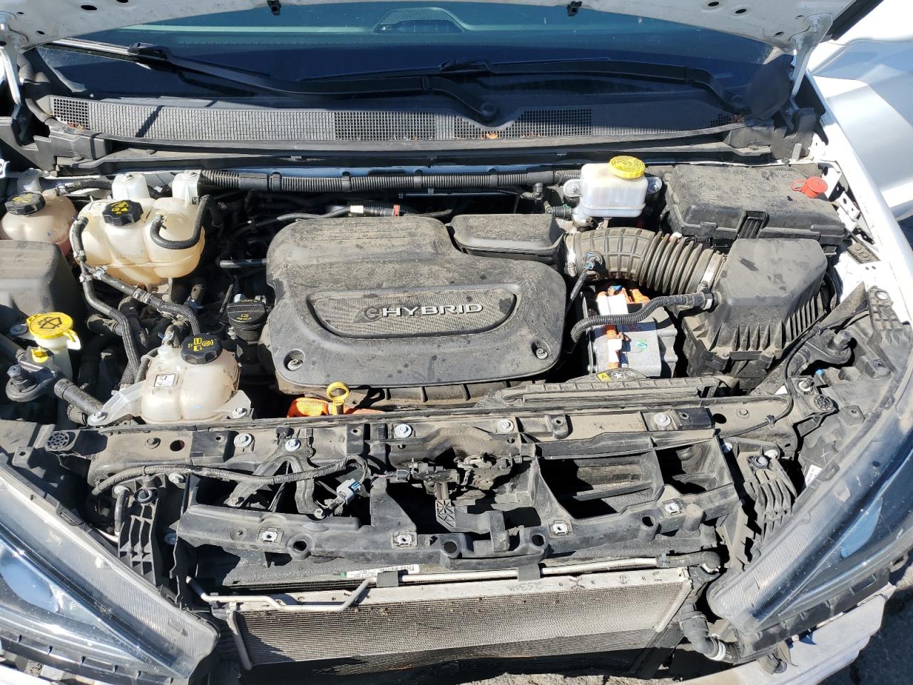 2020 Chrysler Pacifica Hybrid Touring L VIN: 2C4RC1L72LR288238 Lot: 81342395