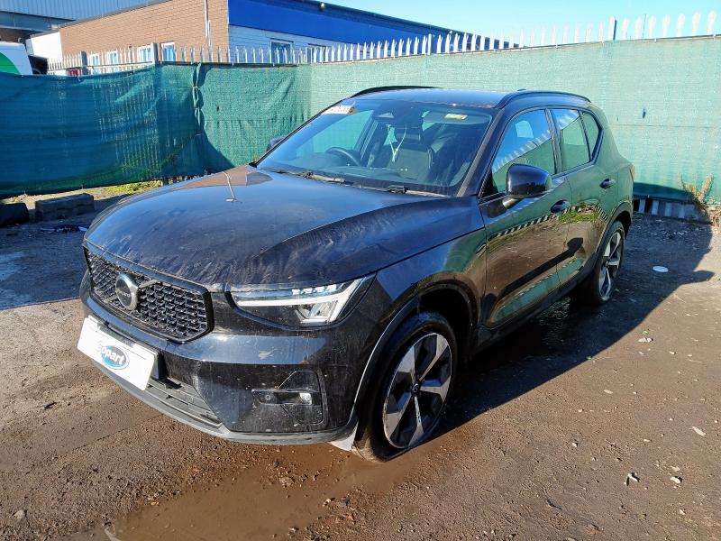 2024 VOLVO XC40 2.0 B4P PLUS DARK 5DR AUTO for sale at Copart PETERLEE