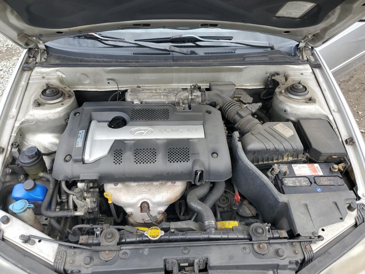 2004 Hyundai Elantra Gls VIN: KMHDN46D64U819609 Lot: 81123875