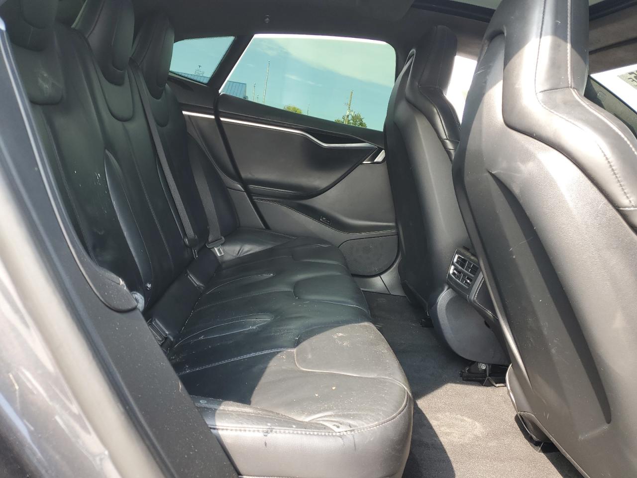 2016 Tesla Model S VIN: 5YJSA1E21GF134615 Lot: 71918225