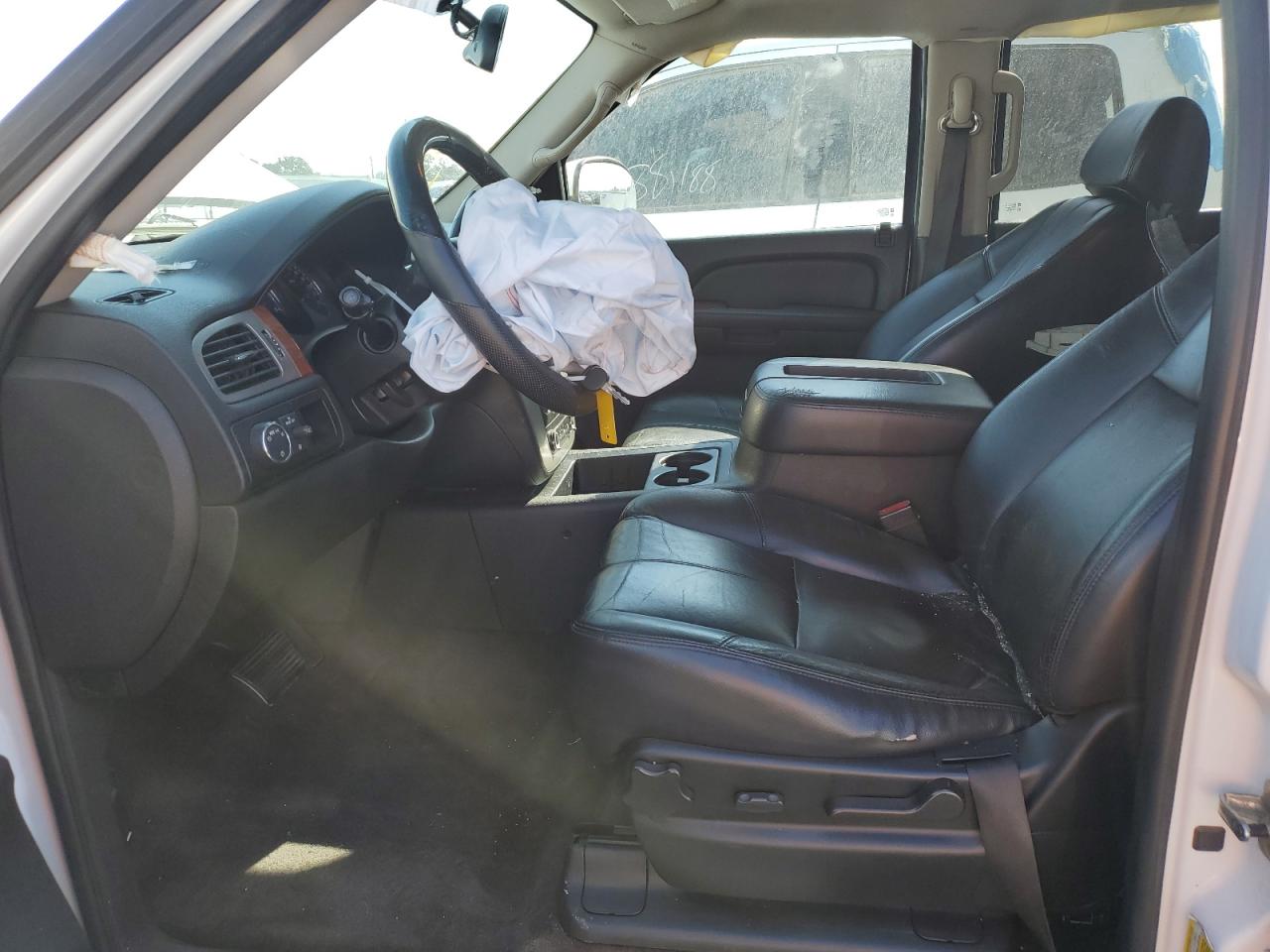 2008 GMC Yukon VIN: 1GKFC13J08J217683 Lot: 80321625