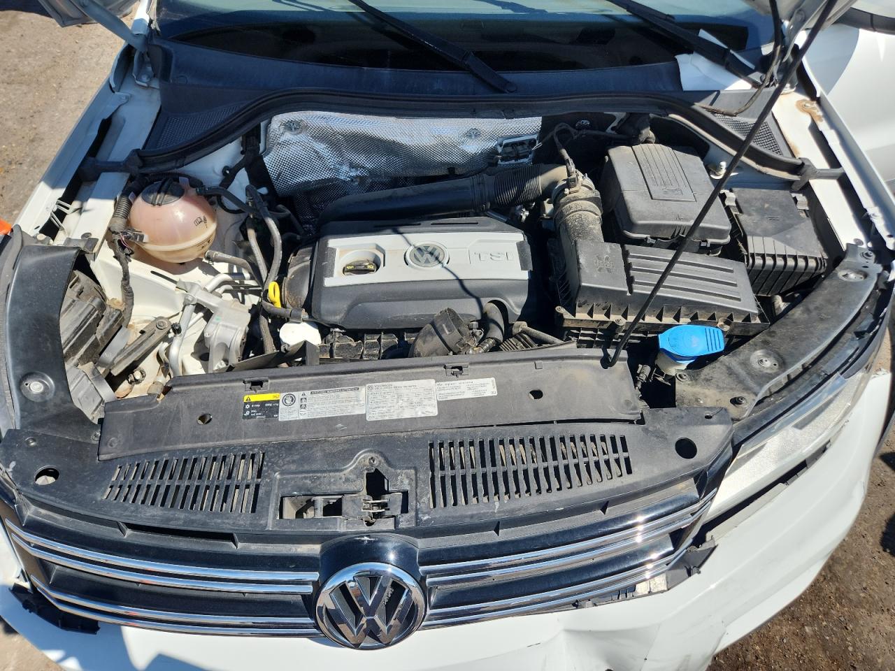 2016 Volkswagen Tiguan S VIN: WVGAV7AX0GW602944 Lot: 71832455