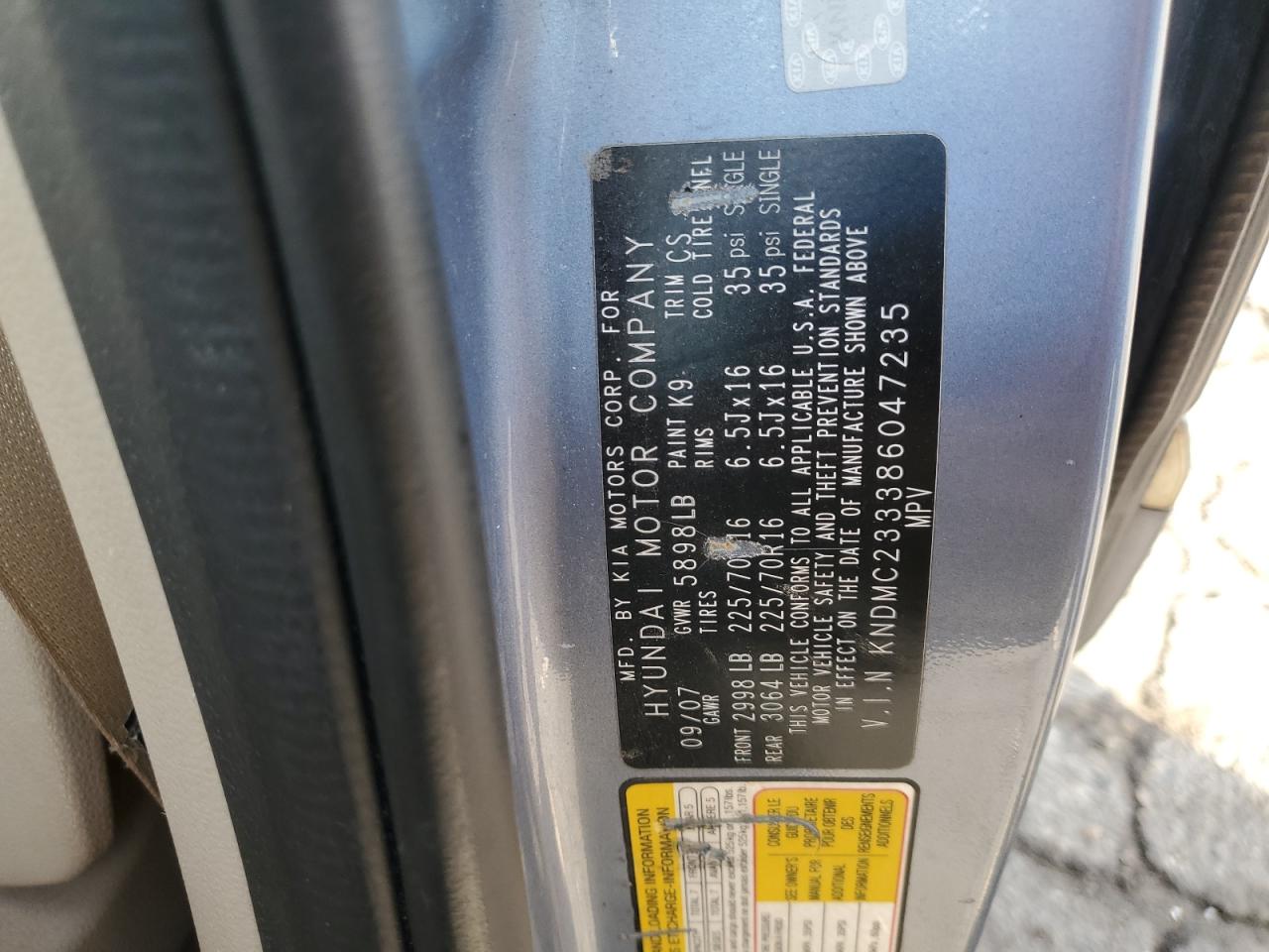 2008 Hyundai Entourage Gls VIN: KNDMC233386047235 Lot: 71770355