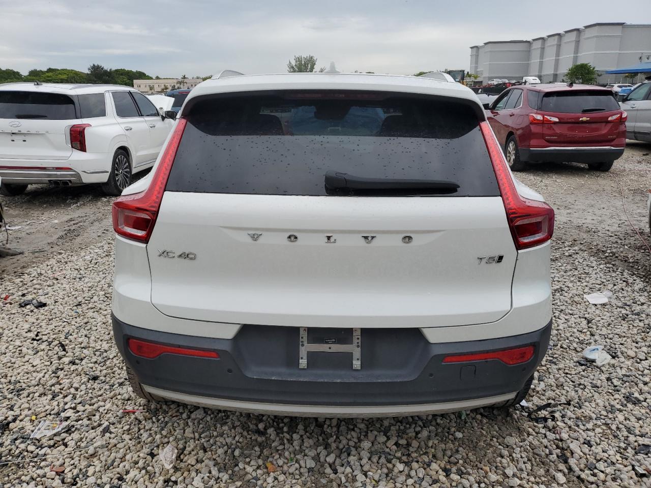 2019 Volvo Xc40 T5 Momentum VIN: YV4162UK1K2101434 Lot: 81222045