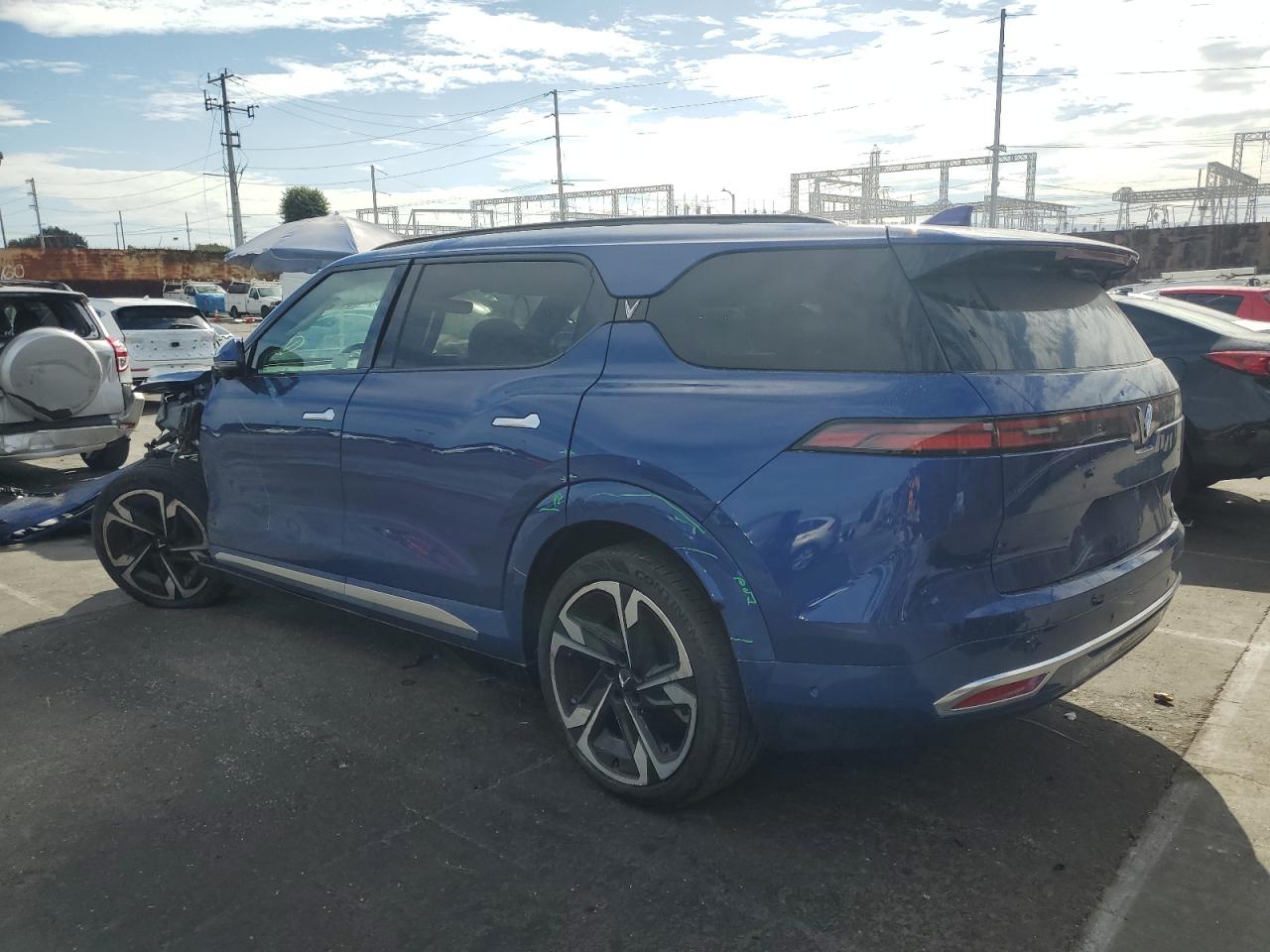 2024 Vinfast Trading And Production Llc Vf 9 Plus blue null electric RLLV2CJA1RH000702 photo #3