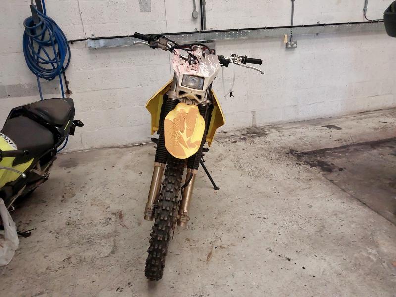 2003 SUZUKI  
