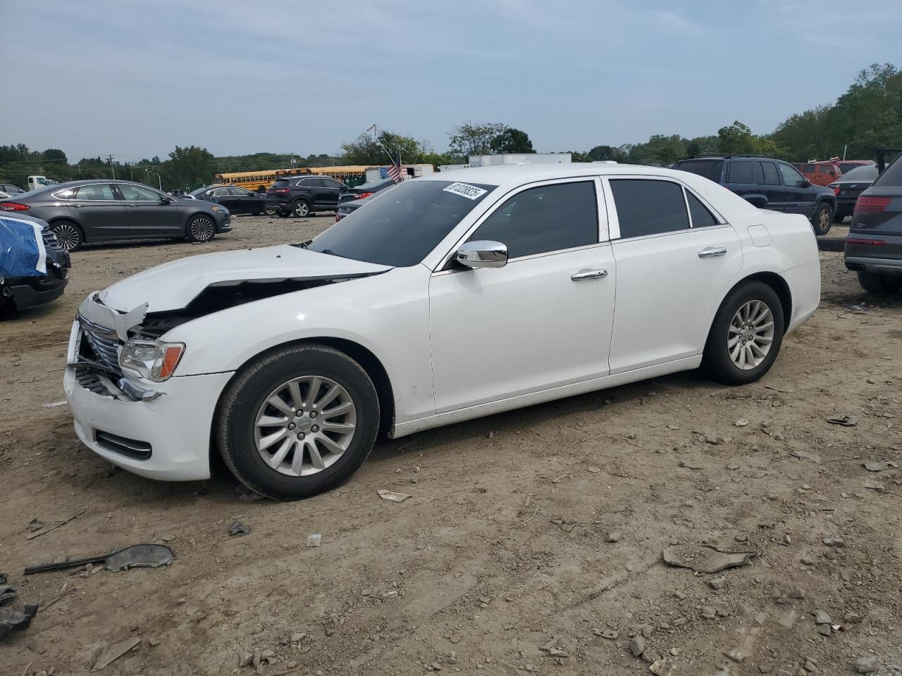 2014 Chrysler 300 VIN: 2C3CCAAG0EH335742 Lot: 81328825