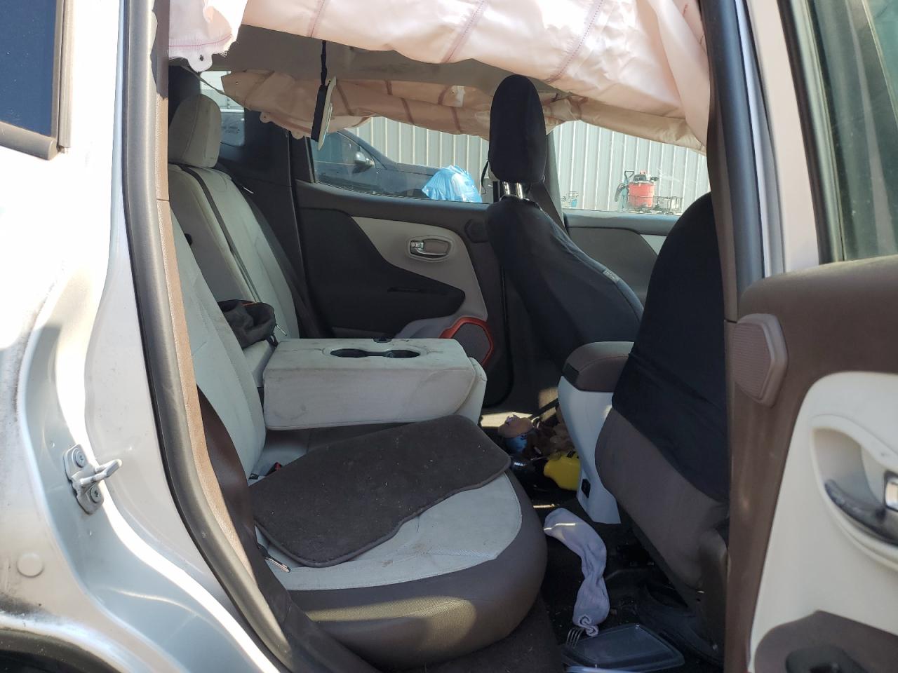 2015 Jeep Renegade Latitude VIN: ZACCJABT5FPB50132 Lot: 80935415