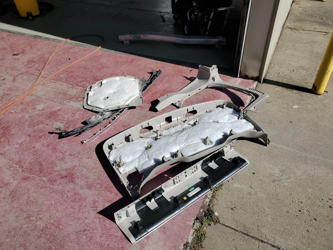 2017 Chrysler Pacifica Touring L VIN: 2C4RC1BG7HR621784 Lot: 81101355