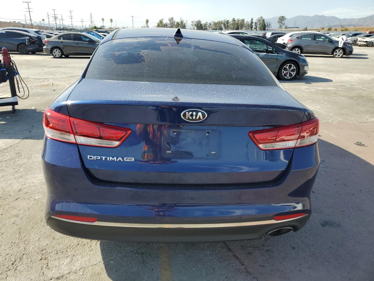 2017 Kia Optima Lx VIN: 5XXGT4L36HG144634 Lot: 71221415