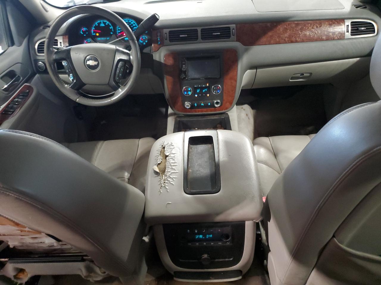 2008 Chevrolet Suburban C1500 Ls VIN: 1GNFC16078R203447 Lot: 81160315