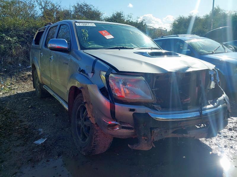2015 TOYOTA HILUX INVINCIBLE X D-4D 4 
