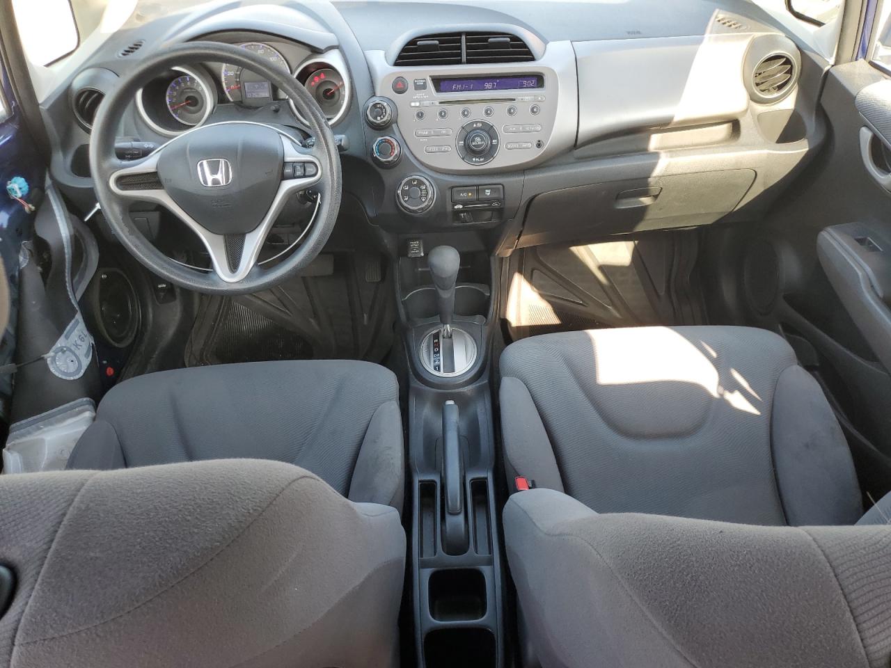 2013 Honda Fit VIN: JHMGE8H34DC065014 Lot: 84202875