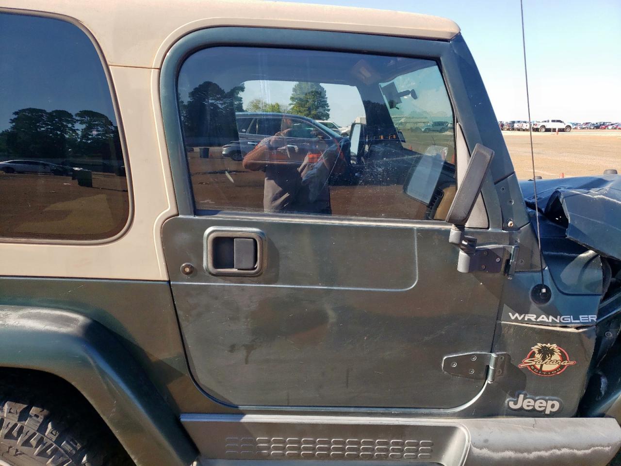 2002 Jeep Wrangler / Tj Sahara VIN: 1J4FA59S52P748031 Lot: 72028895