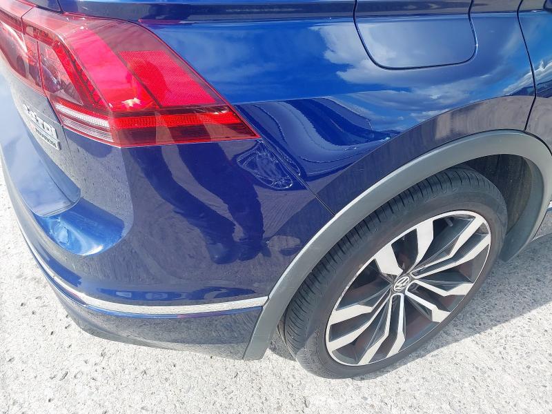 2017 VOLKSWAGEN TIGUAN R-LINE