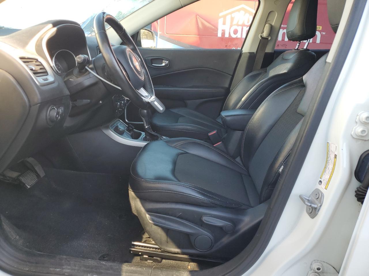 2018 Jeep Compass Latitude VIN: 3C4NJDBB7JT483368 Lot: 84019705