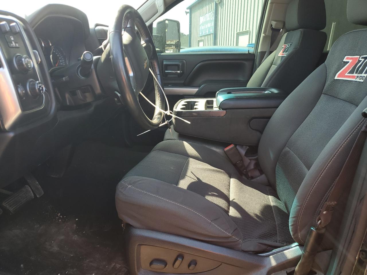 2017 Chevrolet Silverado K1500 Lt VIN: 3GCUKREC6HG137356 Lot: 80173915