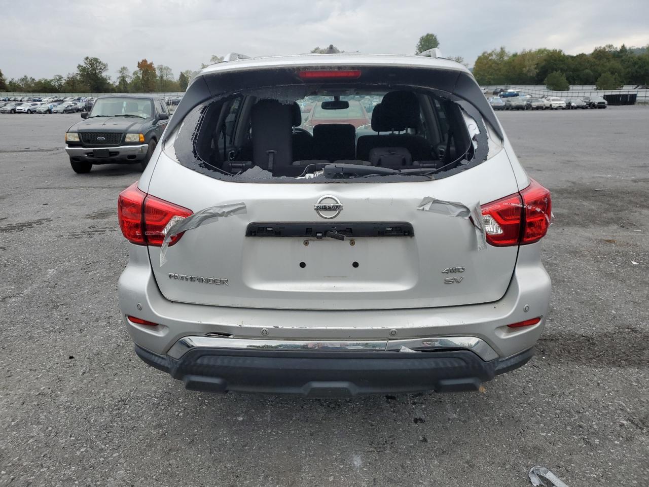 2018 Nissan Pathfinder S VIN: 5N1DR2MM9JC653535 Lot: 83844165